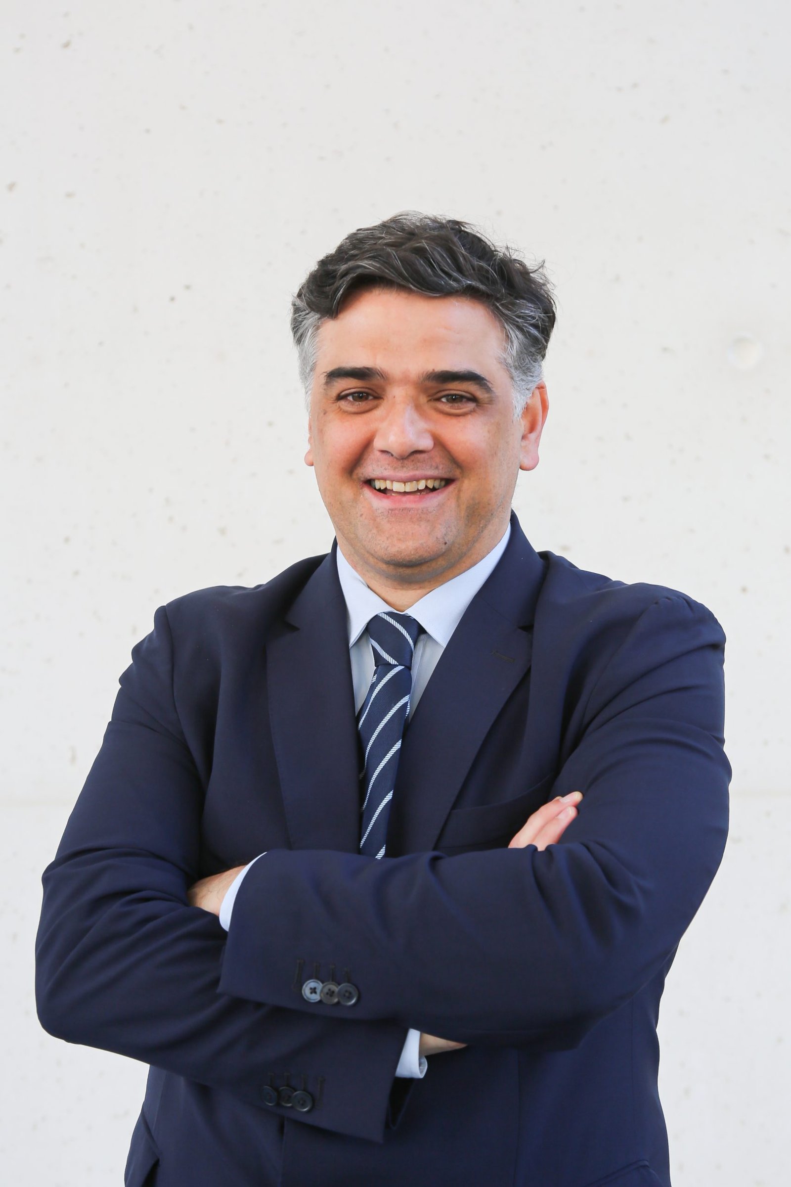 pedro guimaraes cunha full scaled